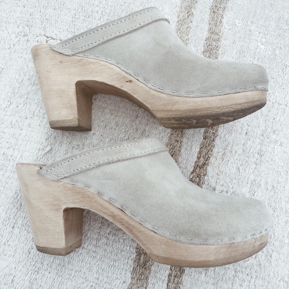 No. 6 Old School Clogs Size 6